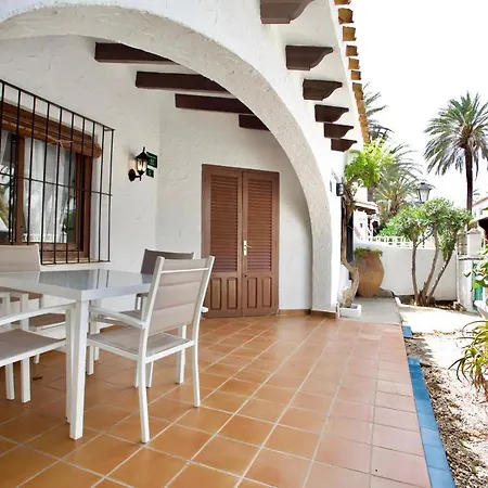 Urbanizacion El Oasis, 20 En 1ª Linea Playa Villa *