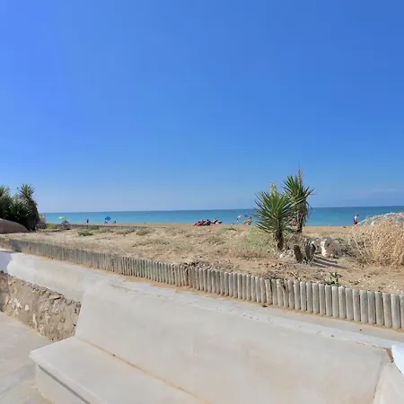 Villa Urbanización El Oasis, 20 En 1ª Línea Playa