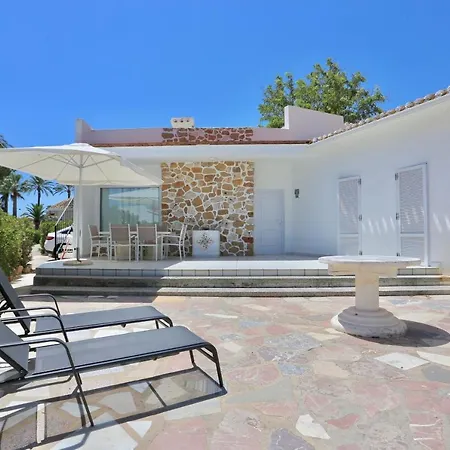 Villa Urbanizacion El Oasis, 20 En 1ª Linea Playa