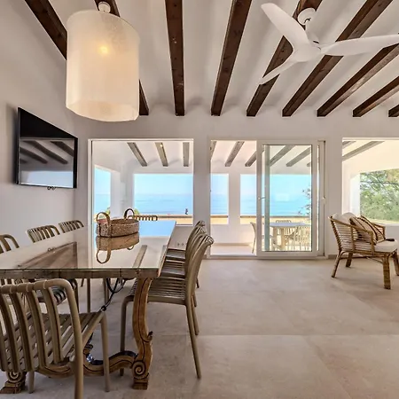 Urbanizacion El Oasis, 20 En 1ª Linea Playa Villa