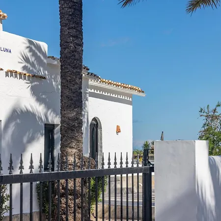 Urbanizacion El Oasis, 20 En 1ª Linea Playa * Дения