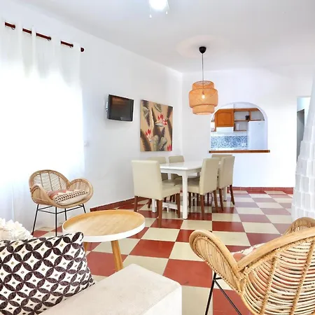 Urbanizacion El Oasis, 20 En 1ª Linea Playa Willa